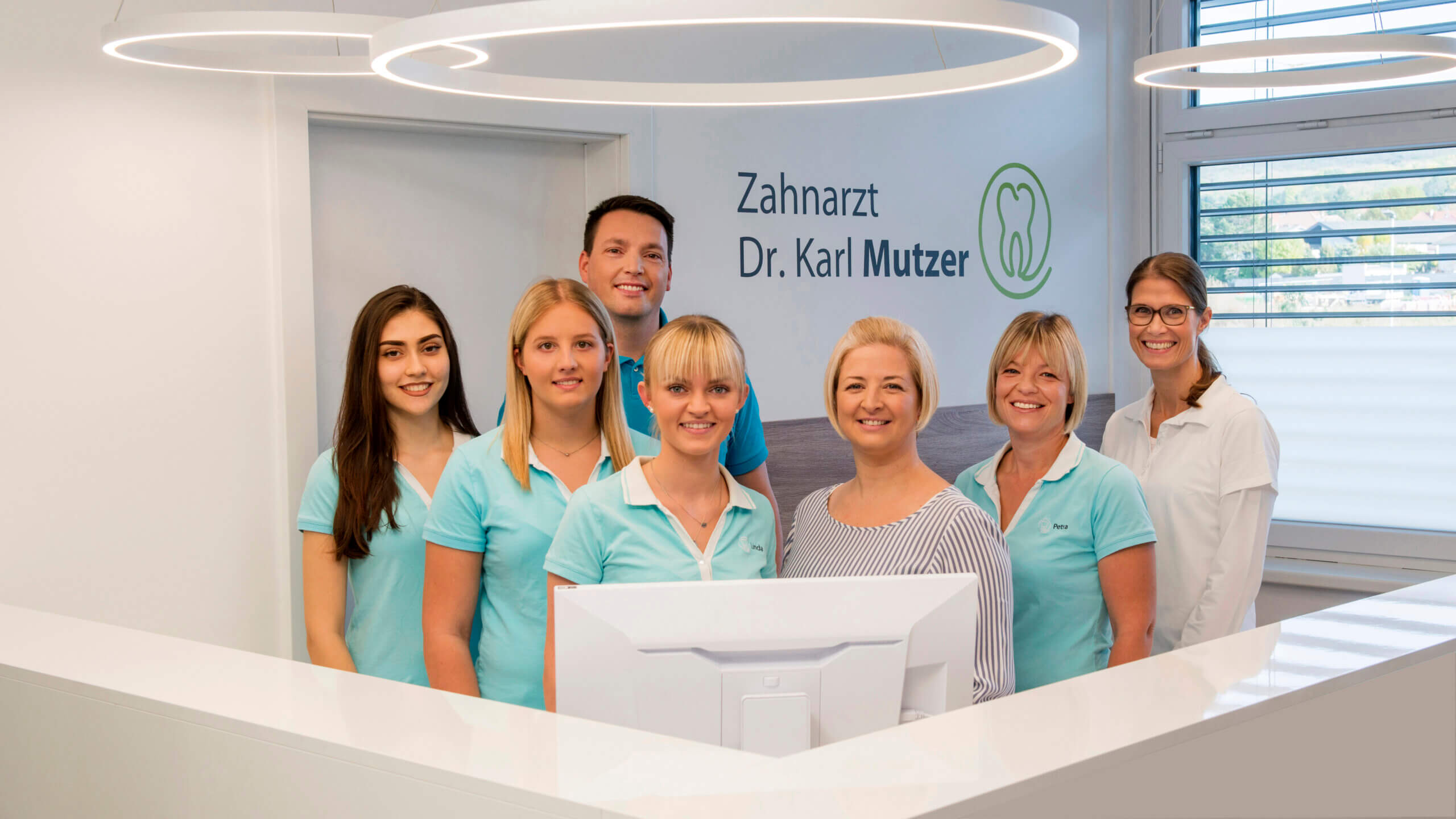 Dr. Karl Mutzer